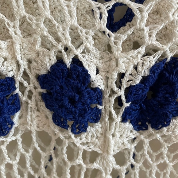 Hand Made White and Blue Crocheted Beach Coverup Size Small - Picture 2 of 8